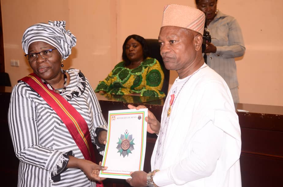 Distinction nationale : Plus d'une cinquantaine d'agents, dont Antoine Gbénou, élevés au rang de Chevalier de l’Ordre national du Bénin