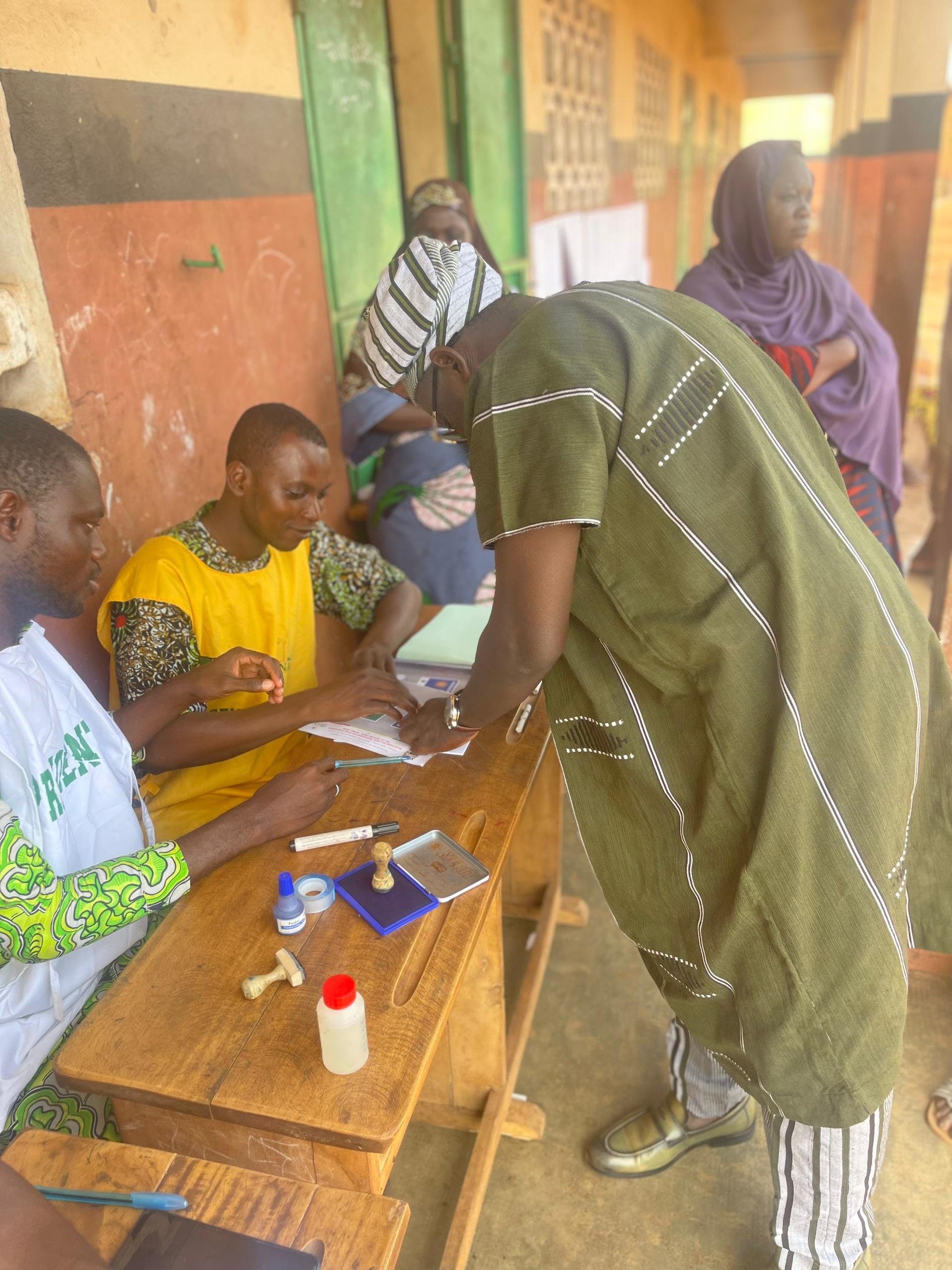 Présidentielle 2026 : Dr Mouhamed Nazif Moutawakilou vote à Djougou