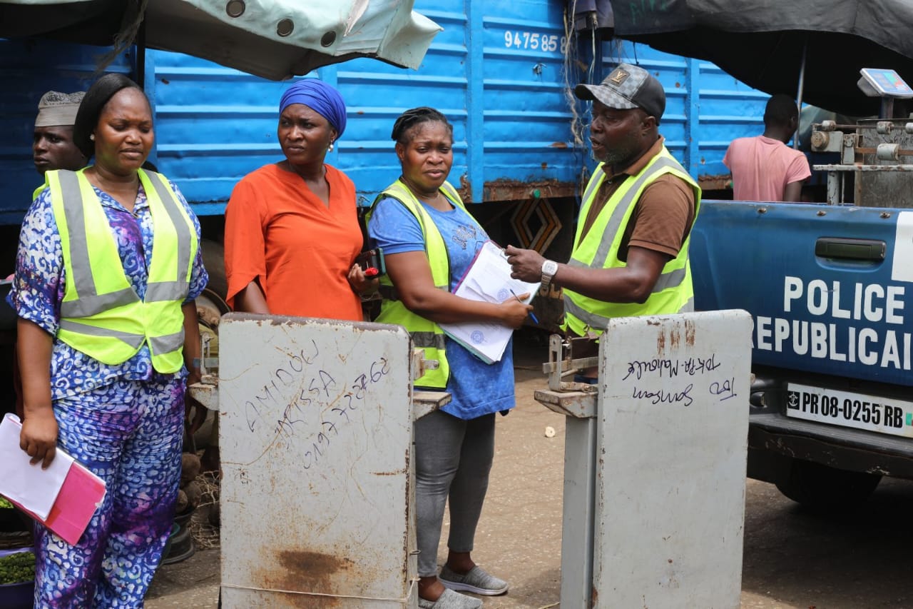 Contrôle inopiné de l’ANM à Dantokpa : des instruments de mesure irréguliers retirés du circuit