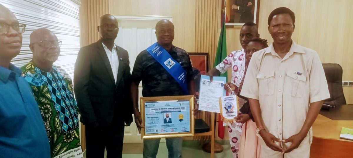 Prosper Akouègnon Gogoyi, CA 2 Cotonou  élevé au rang de « Grand Bâtisseur »